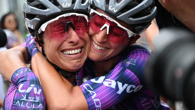 Tour de France Femmes, etapa 2: Mavi García aguanta en solitario por delante del pelotón atacante para lograr la mayor victoria de su carrera a los 41 años