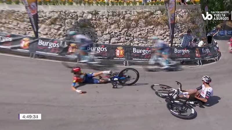 Isaac del Toro sufre caída en cierre de la etapa 1 de la Vuelta a Burgos 2025 y finaliza en la posición 49