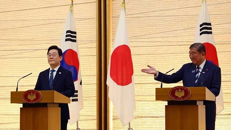 Tokio y Seúl acuerdan estrechar su cooperación para afrontar cambios en comercio y seguridad