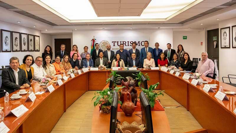 Sectur, Profeco y el sector hotelero acuerdan ejecutar acciones estratégicas para garantizar los derechos de los turistas
