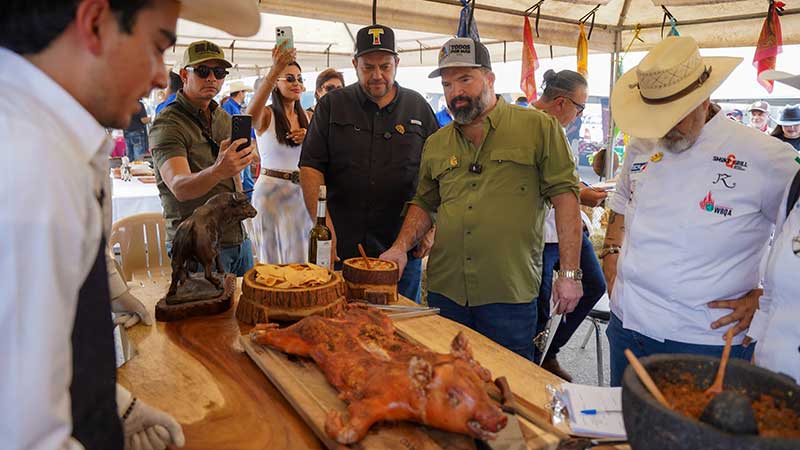 Tradición y sabor se unen en la primera edición del Lechón Fest en Ramos Arizpe