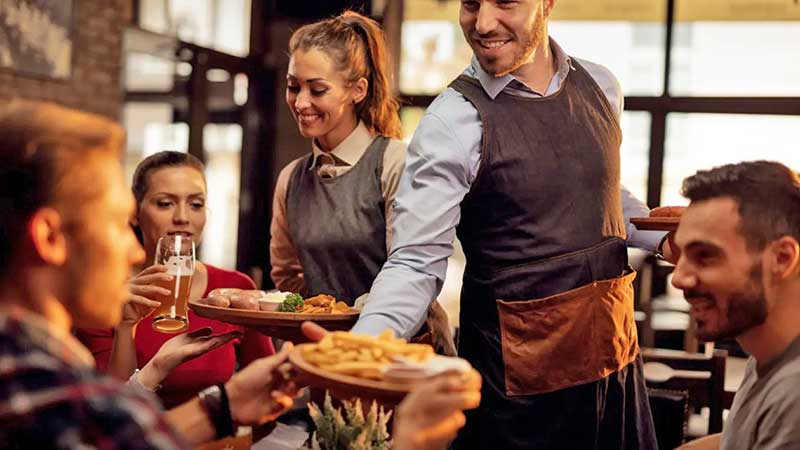 Restaurantes 24 horas en CDMX: tacos, pozole y alta cocina sin límite de horario