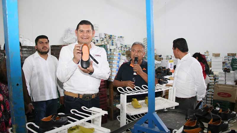 Resurge industria del calzado con impulso a cooperativas y riqueza comunitaria