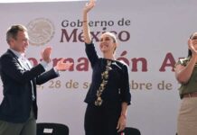 Sheinbaum promete repavimentar red carretera federal en Jalisco