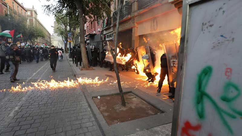 Sheinbaum condena actos violentos en marcha del 2 de octubre y acusa intento de provocación