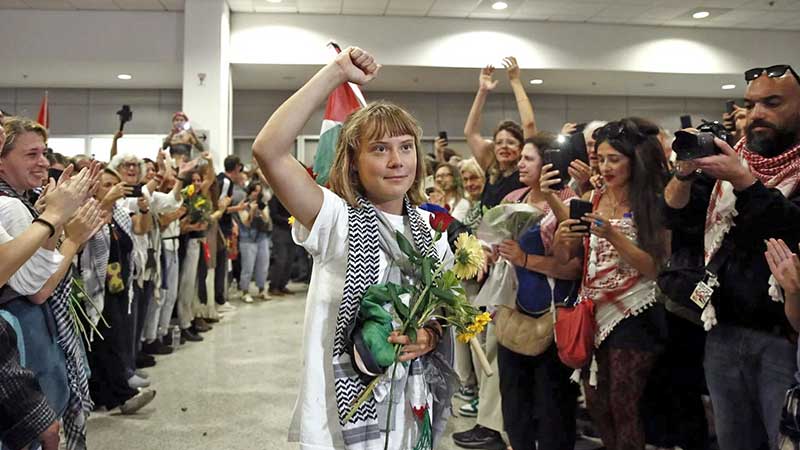 Greta Thunberg denuncia que Israel intenta eliminar a toda la población de Gaza tras ser deportada