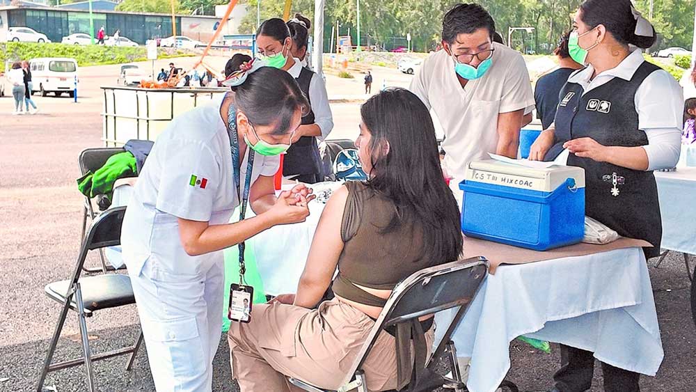 ¡Aprovecha! Mega jornada de vacunación en la UNAM: covid-19, sarampión, influenza, neumococo