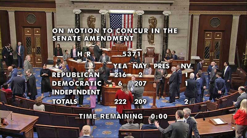 Representantes aprueban terminar el cierre gubernamental más largo de la historia de EU