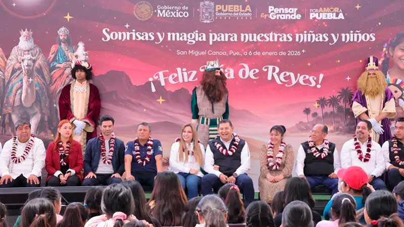 Con alegría y sensibilidad, Gobierno de Puebla entrega miles de juguetes en 27 microrregiones